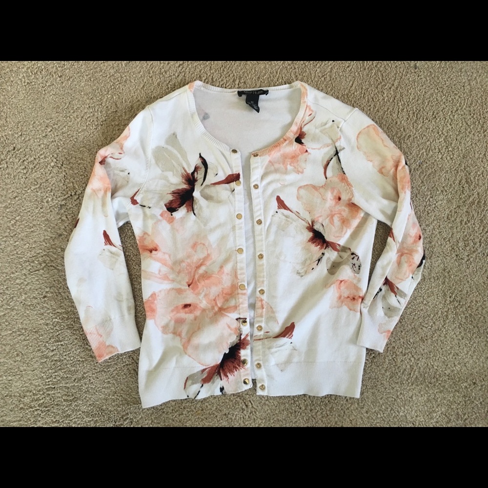 White House Black Market Spring Cardigan